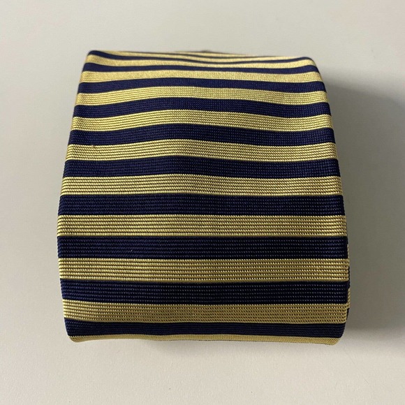 Brooks Brothers Makers Yellow Navy Tie Necktie Blue Striped Silk 56" 3.7… - Picture 3 of 5